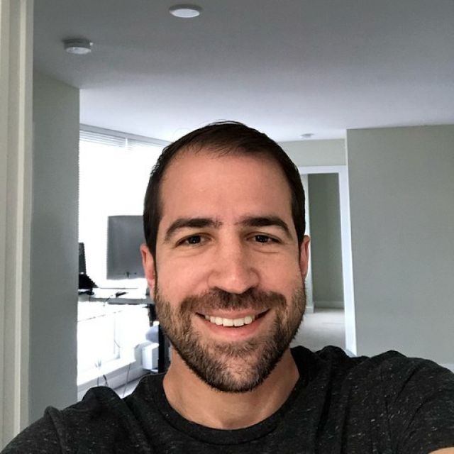 Vitor Oliveira's profile