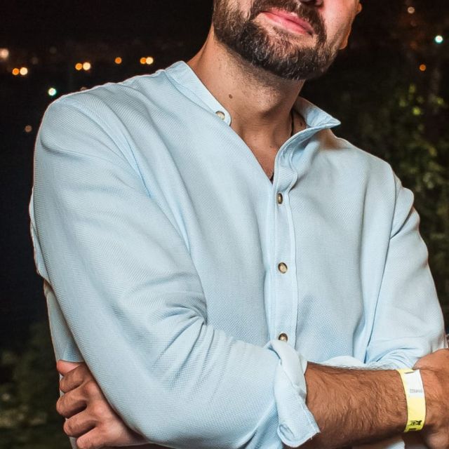 Alex Zavodovskiy.theone@gmail.com