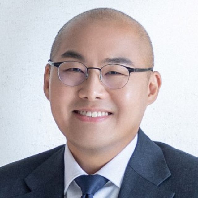 seung lee