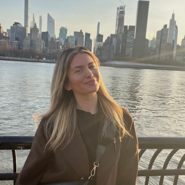 Danae Metsika's profile