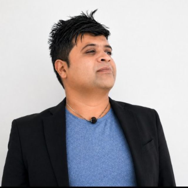 Neil Krshna